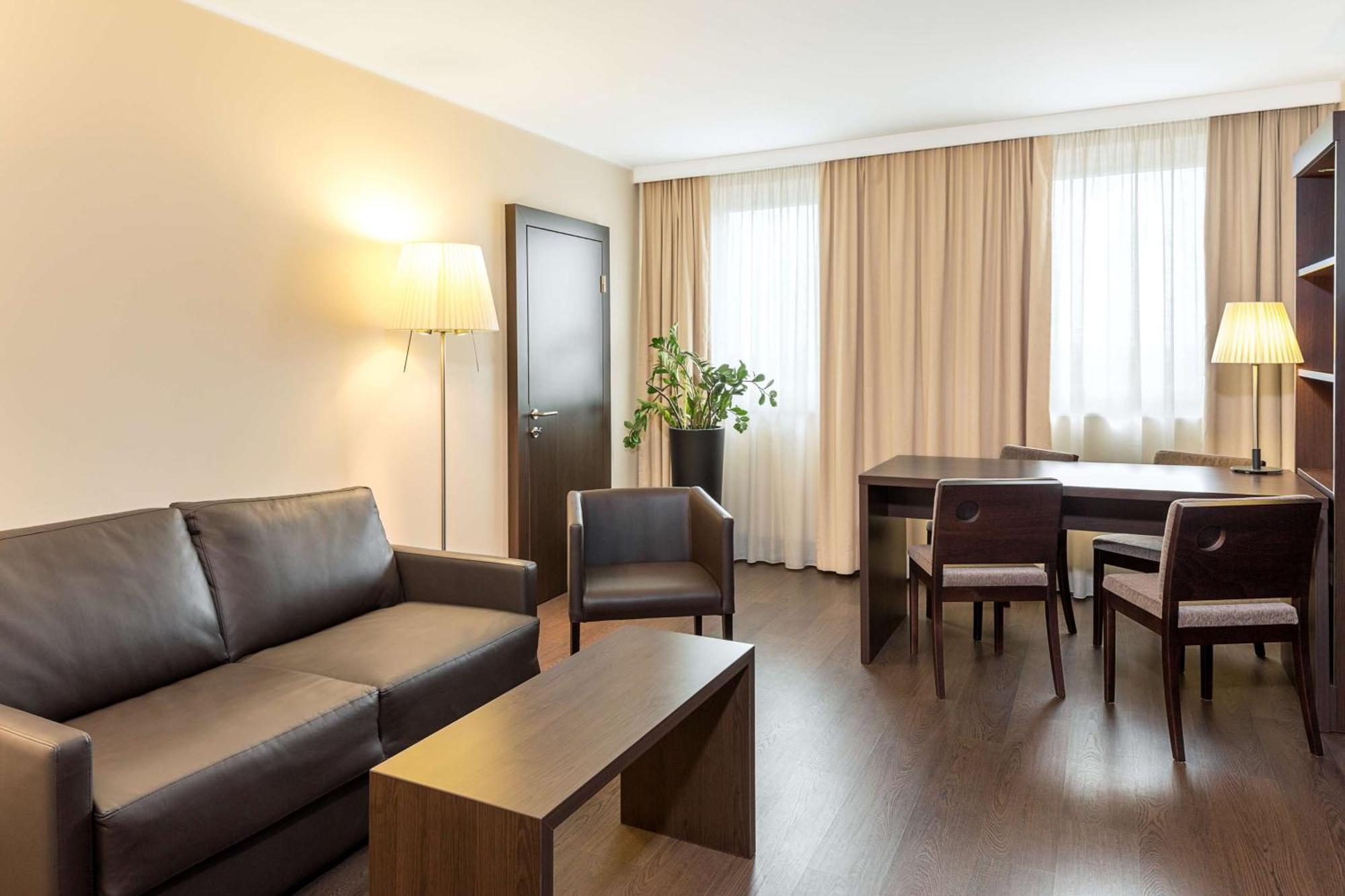 Nh Danube 4* Viena