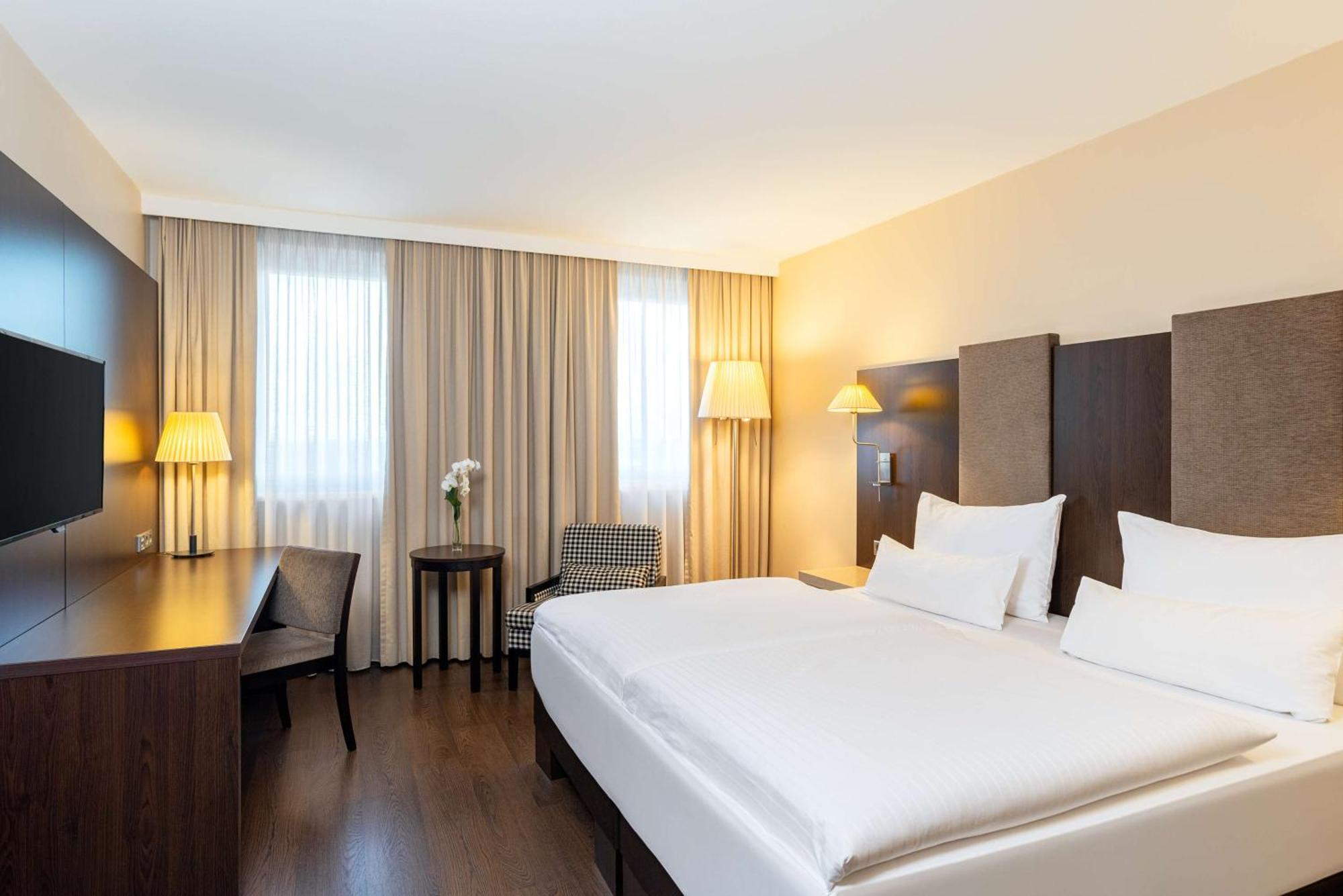 Nh Danube 4* Viena