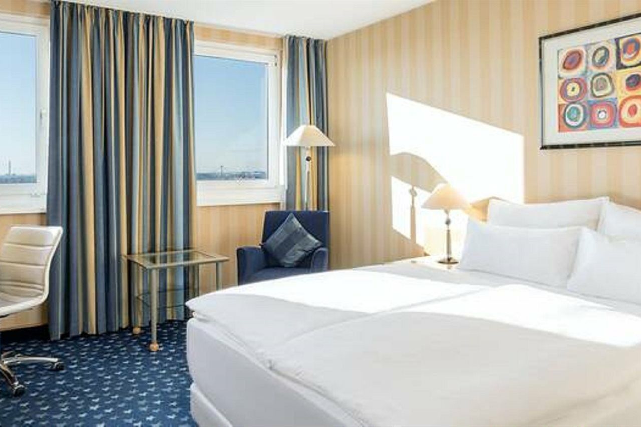 Nh Danube Hotel Viena